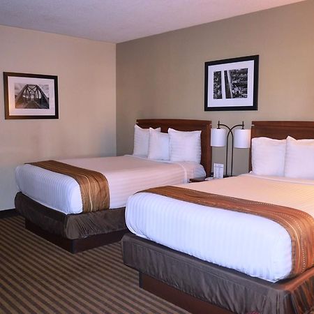 Best Western Hospitality House Emporia Exterior foto